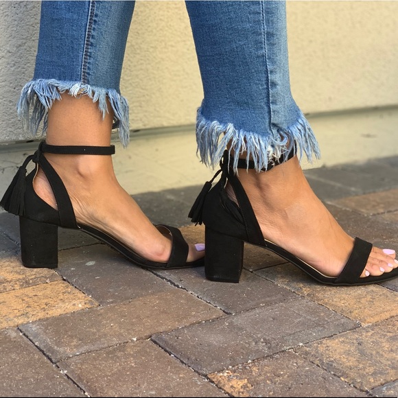 Black Kitten Block Heel Dangling Tassel Sandal - Picture 2 of 8